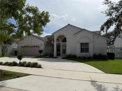 794 Lake Blvd, Weston, Florida 33326, USA