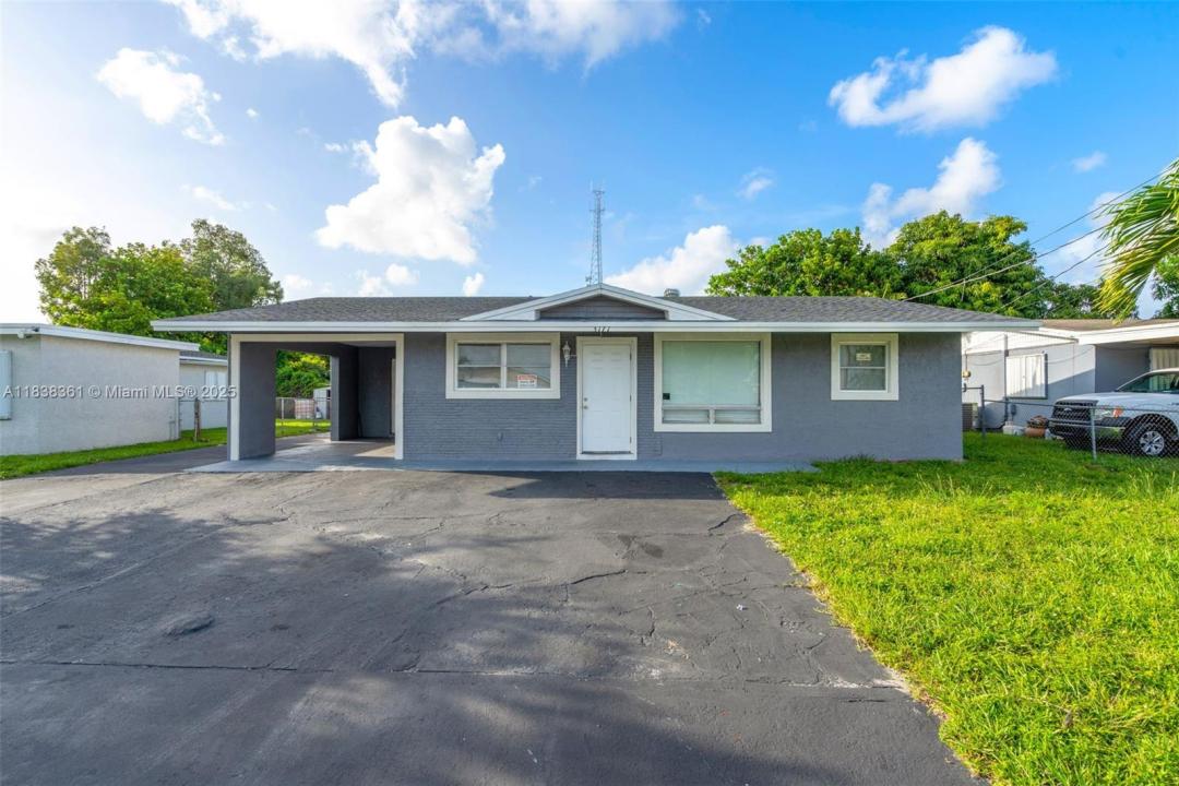 3171 NW 16th St, Lauderhill, 佛羅里達州 33311, 美國
