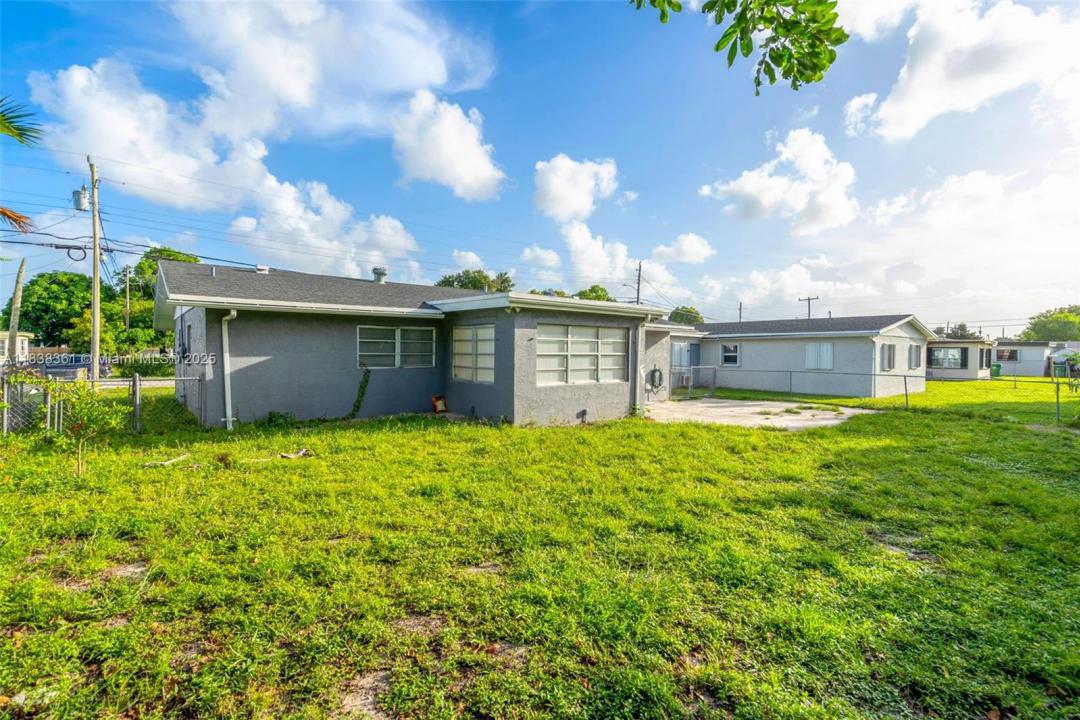 3171 NW 16th St, Lauderhill, 佛羅里達州 33311, 美國