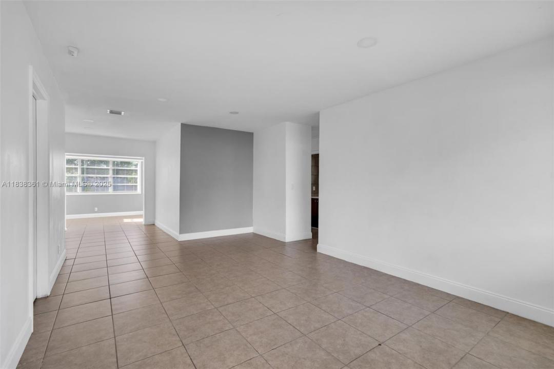 3171 NW 16th St, Lauderhill, 佛羅里達州 33311, 美國