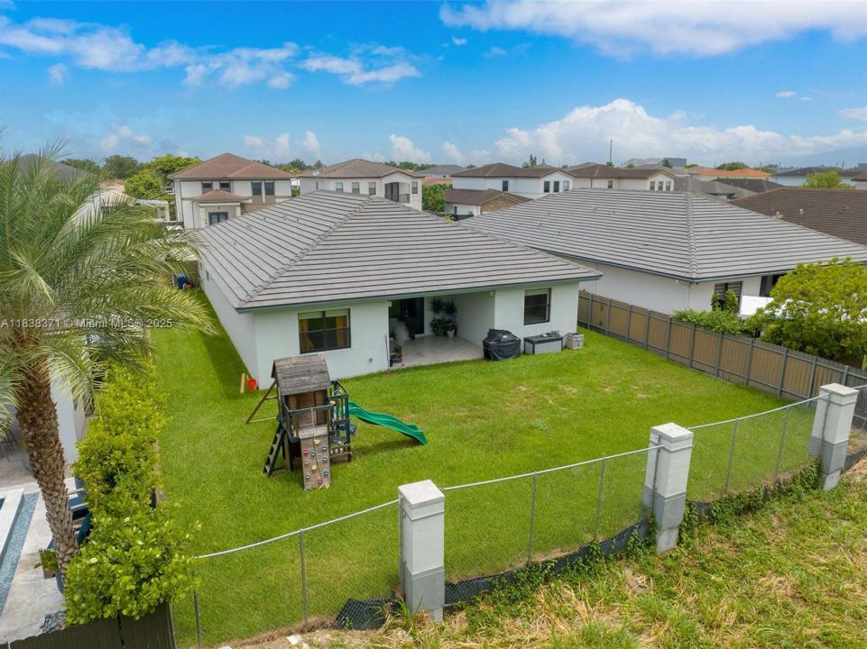 14832 SW 39th Ter, Miami, Florida 33185, Amerika Birleşik Devletleri