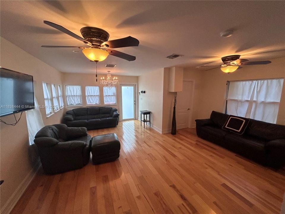 413 S K St, Lake Worth, Florida 33460