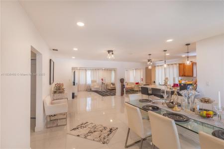 2841 NW 9th Ave, Wilton Manors, Florida 33311, USA