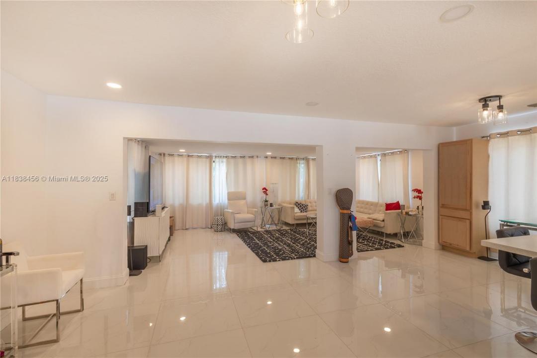 2841 NW 9th Ave, Wilton Manors, 佛罗里达州 33311, 美国