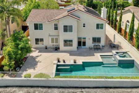 Sienna Street, Oceanside, カリフォルニア 92056, アメリカ合衆国