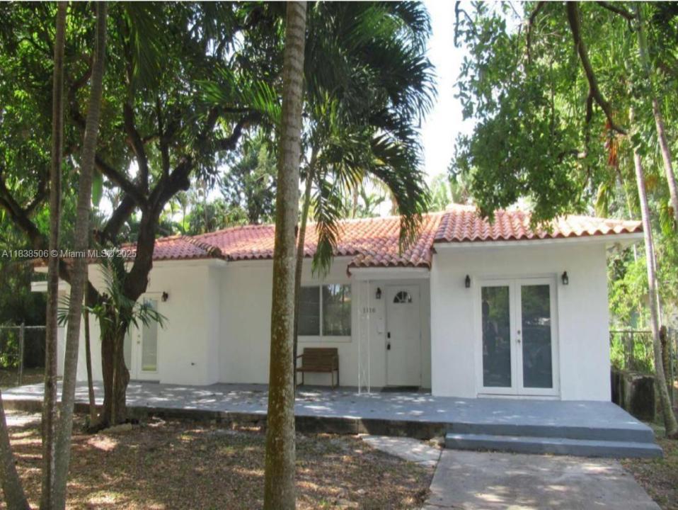 1110 NE 119th St, Biscayne Park, フロリダ 33161, アメリカ合衆国