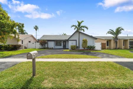 11800 NW 37th Pl, Sunrise, Florida 33323, USA