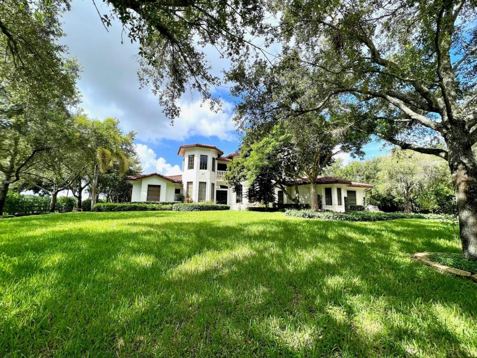 2957 Appaloosa Trail N, SADDLE TRAIL, Wellington, Florida 33414