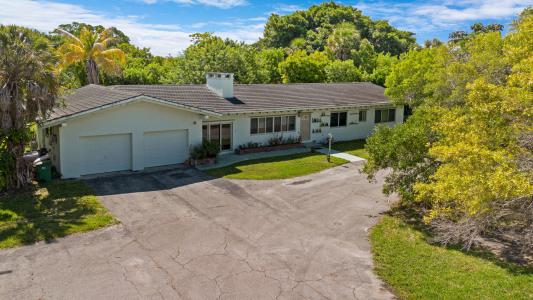 5250 Rock Island Road, Tamarac, Florida 33319, Stati Uniti