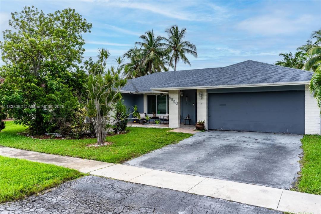 6990 NW 23rd St 6990, Margate, Florida 33063