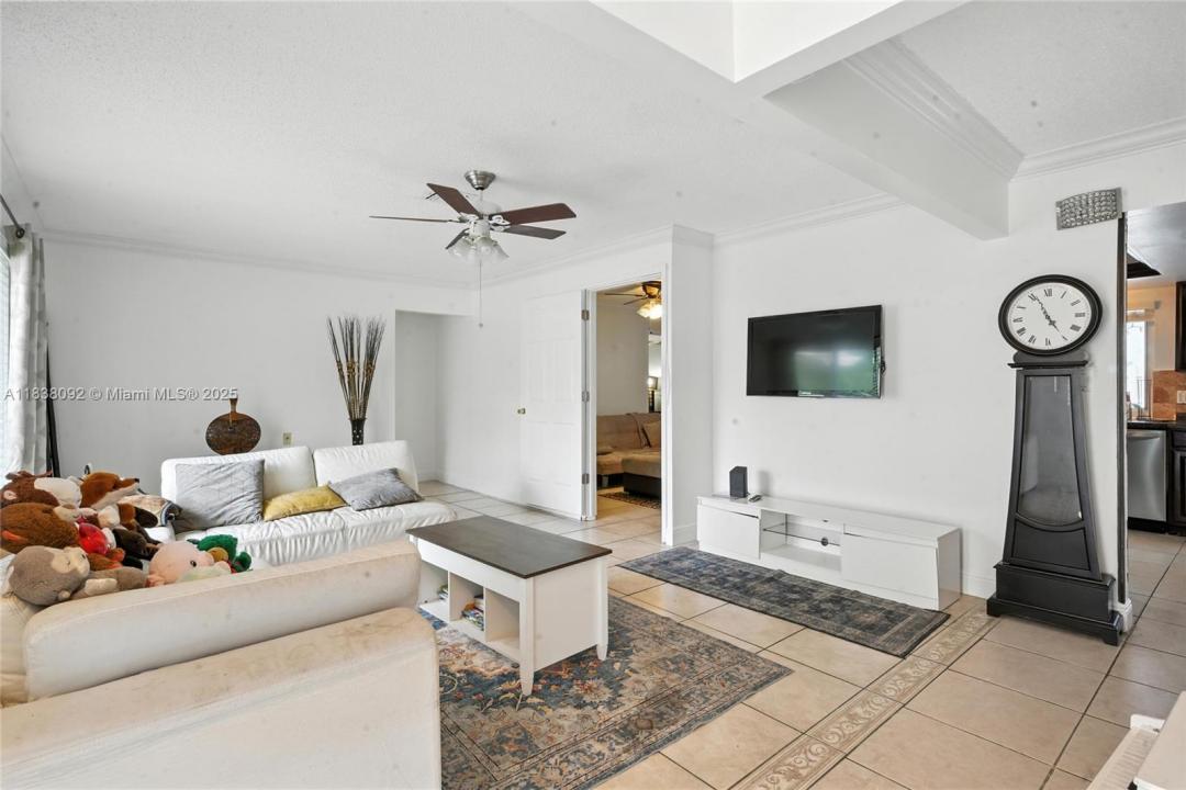 6990 NW 23rd St 6990, Margate, Florida 33063