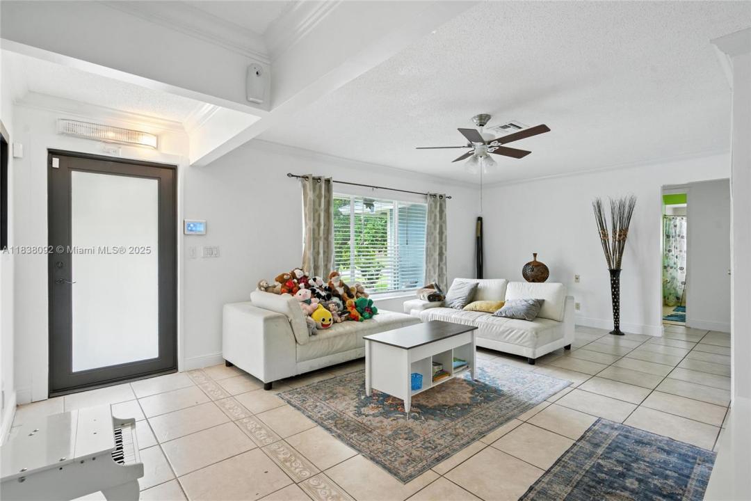 6990 NW 23rd St 6990, Margate, Florida 33063