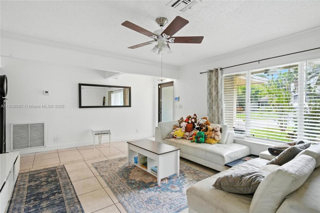 6990 NW 23rd St 6990, Margate, Florida 33063