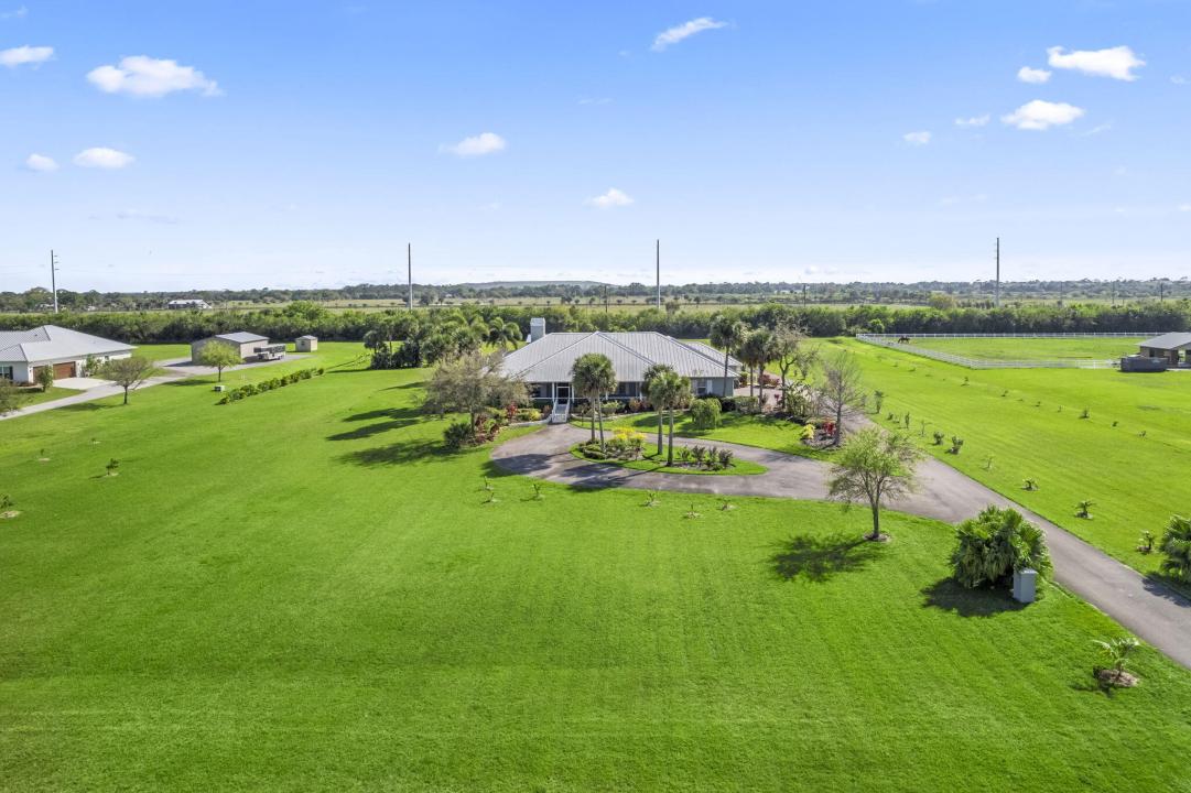 8135 White Fences Lane, Vero Beach, Florida 32968