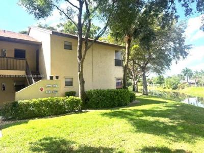 3817 Cocoplum Cir 3585, Coconut Creek, Florida 33063, USA
