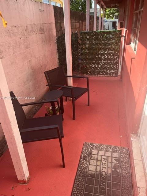 541 E 16th St Side, Hialeah, Florida 33010