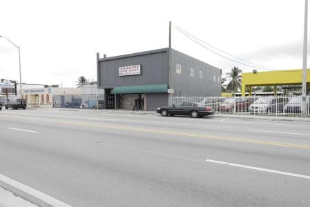 2360 NW 36th St, Miami, Florida 33142, USA