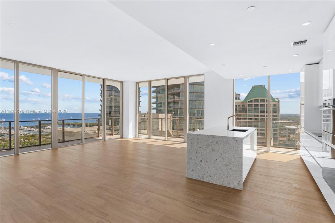 2678 Tigertail Ave 1707, Miami, Florida 33133, HOA KỲ