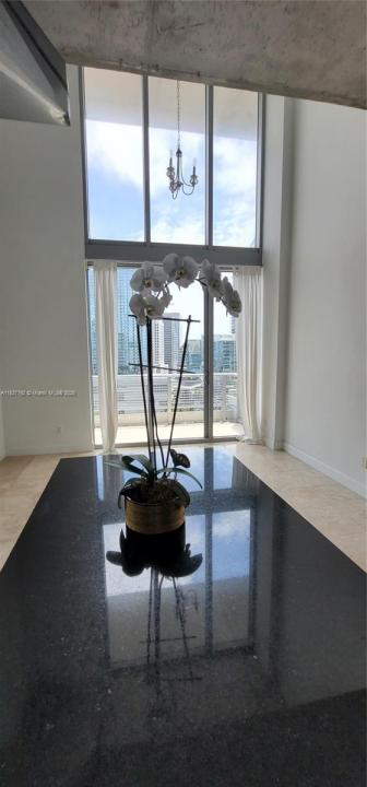 690 SW 1st Ct 2122, Miami, פלורידה 33130, ארצות הברית של אמריקה 