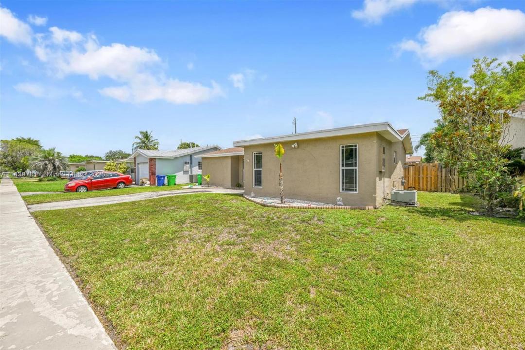 11730 NW 33rd St, Sunrise, Florida 33323