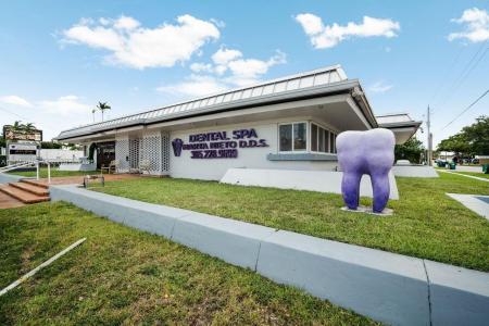 2710 SW 87th Ave, Miami, Florida 33165, USA