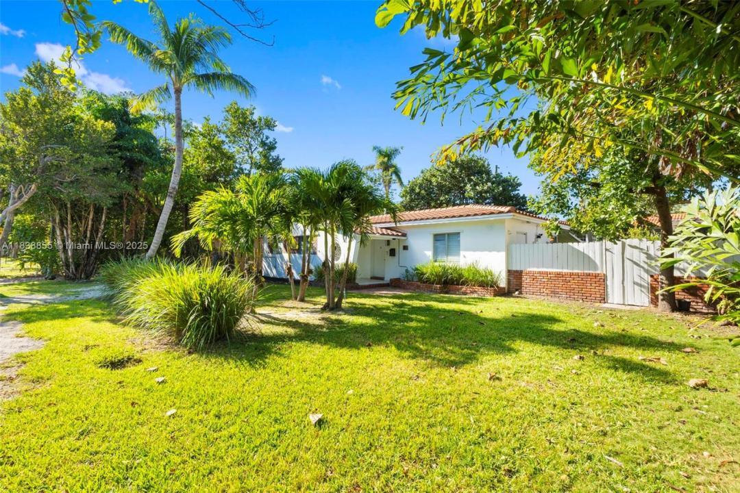 738 Fernwood Rd, Key Biscayne, フロリダ 33149, アメリカ合衆国