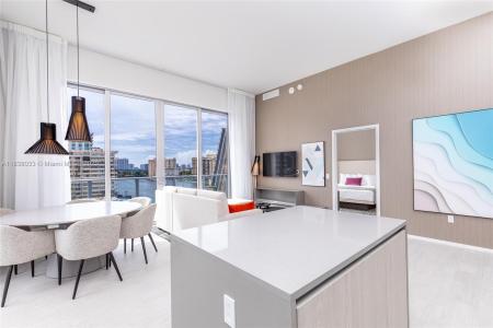 4010 S Ocean Dr R409, Hollywood, Florida 33019, USA