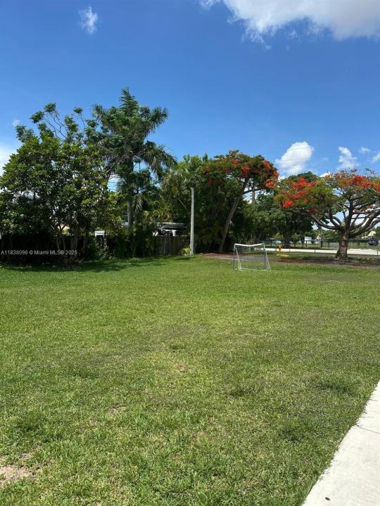 5400 SW 122 Ave, Miami, Florida 33175