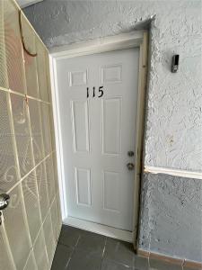 5705 W 20th Ave 115, Hialeah, Florida 33012, USA