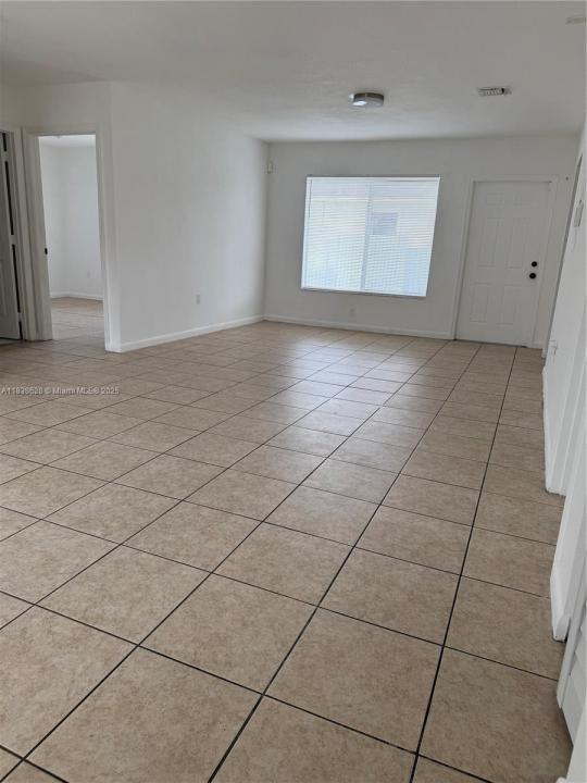 2155 NW 64th St 1, Miami, 플로리다 33147, 미국
