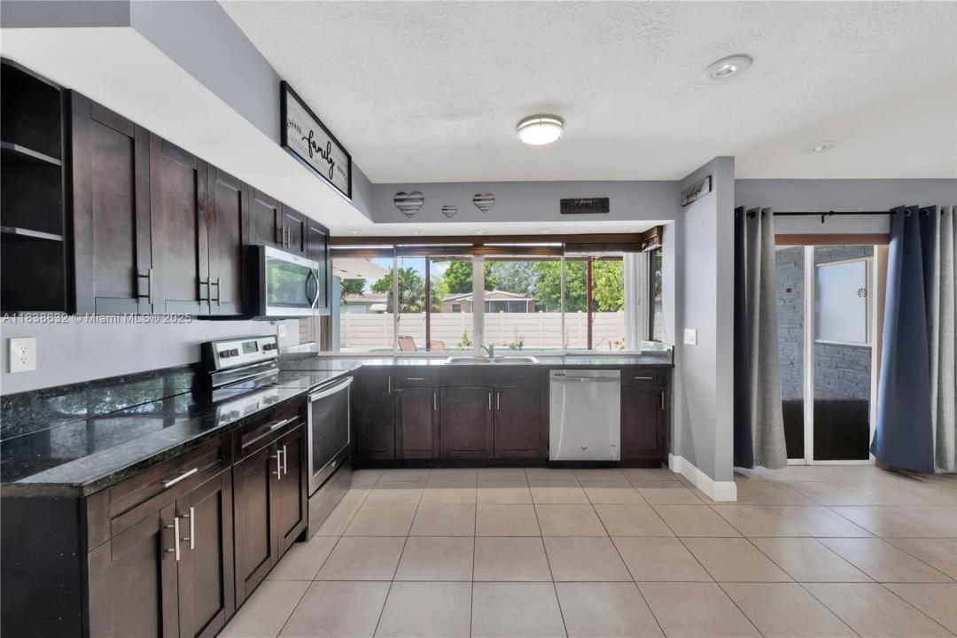 1730 N 55th Ave, Hollywood, Florida 33021, Estados Unidos