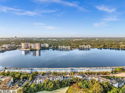 1170 NE 191st St 24, Miami, Florida 33179, USA