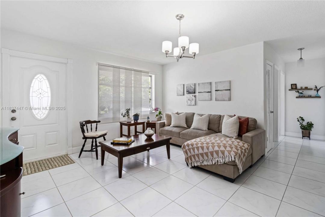 5723 NW 86th Ave, Tamarac, 佛罗里达州 33321, 美国