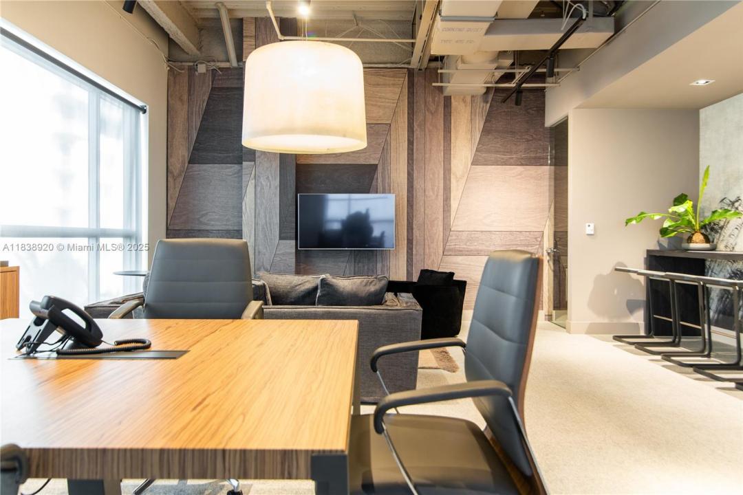 175 SW 7th St 1400, Miami, فلوريدا 33130, الولايات المتحدة