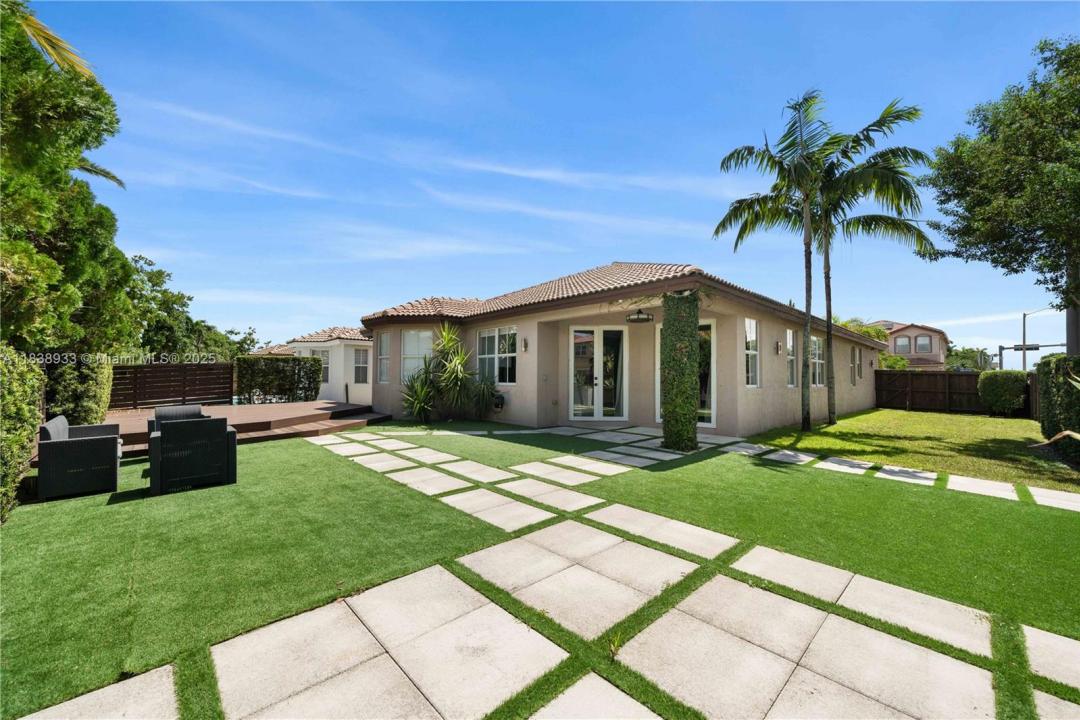 8555 NW 111th Ct 8555, Doral, Florida 33178, Stati Uniti