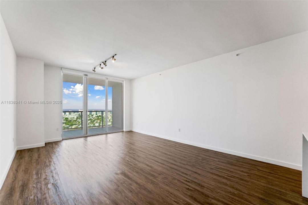 1500 Bay Rd C-2909, Miami Beach, Florida 33139