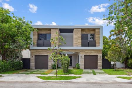 1152 SW 22nd Ter, Miami, Florida 33129, USA