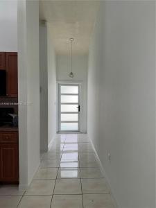 6713 NW 188th 6713, Hialeah, Florida 33015, USA