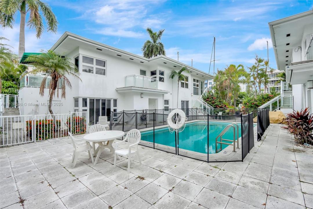 Fort Lauderdale, Florida 33301