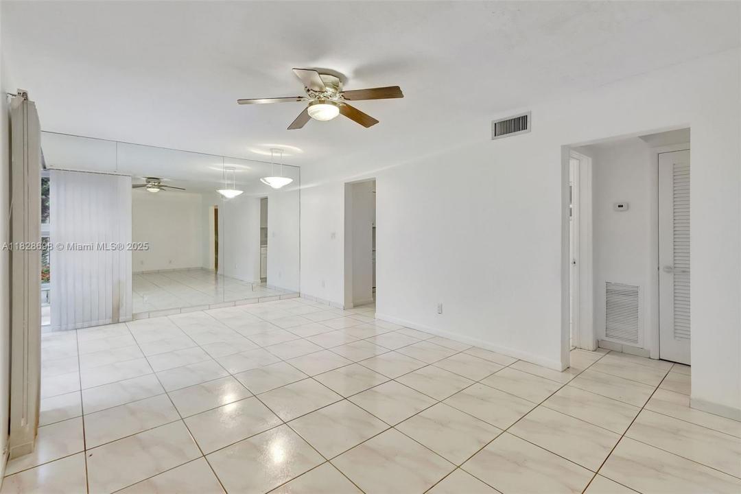 Fort Lauderdale, Florida 33301
