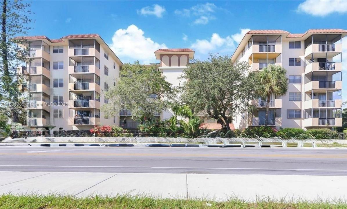 12590 NE 16th Ave 605, North Miami, Flórida 33161, Estados Unidos