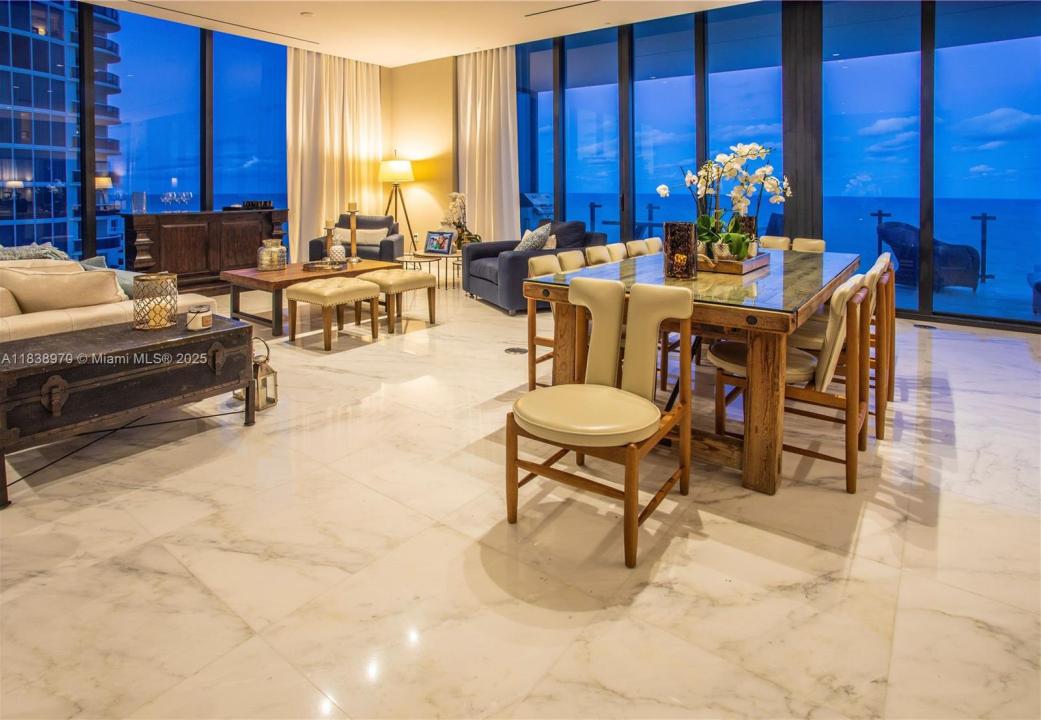 17141 Collins Ave 1001, Sunny Isles Beach, Florida 33160, USA