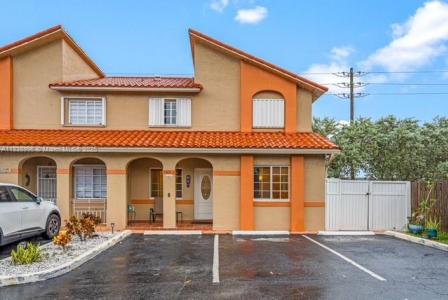 2385 W 69th St 2385-B, Hialeah, Florida 33016, USA