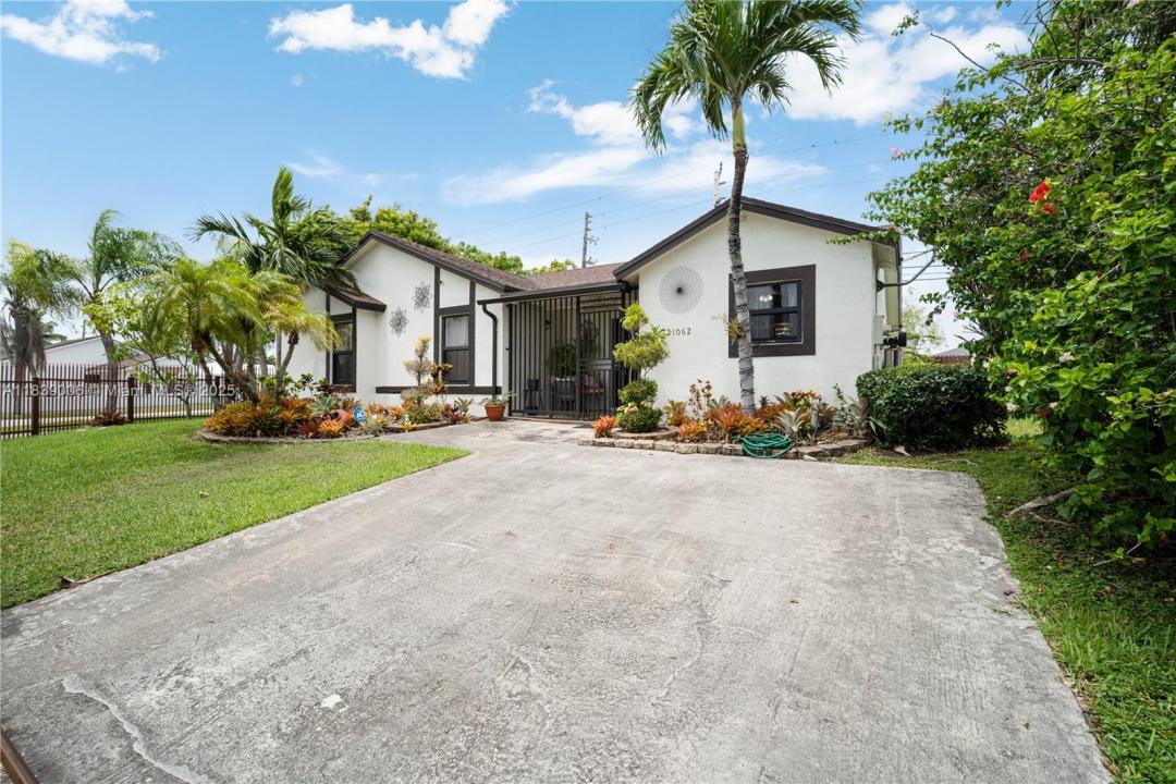 Miami, Florida 33177