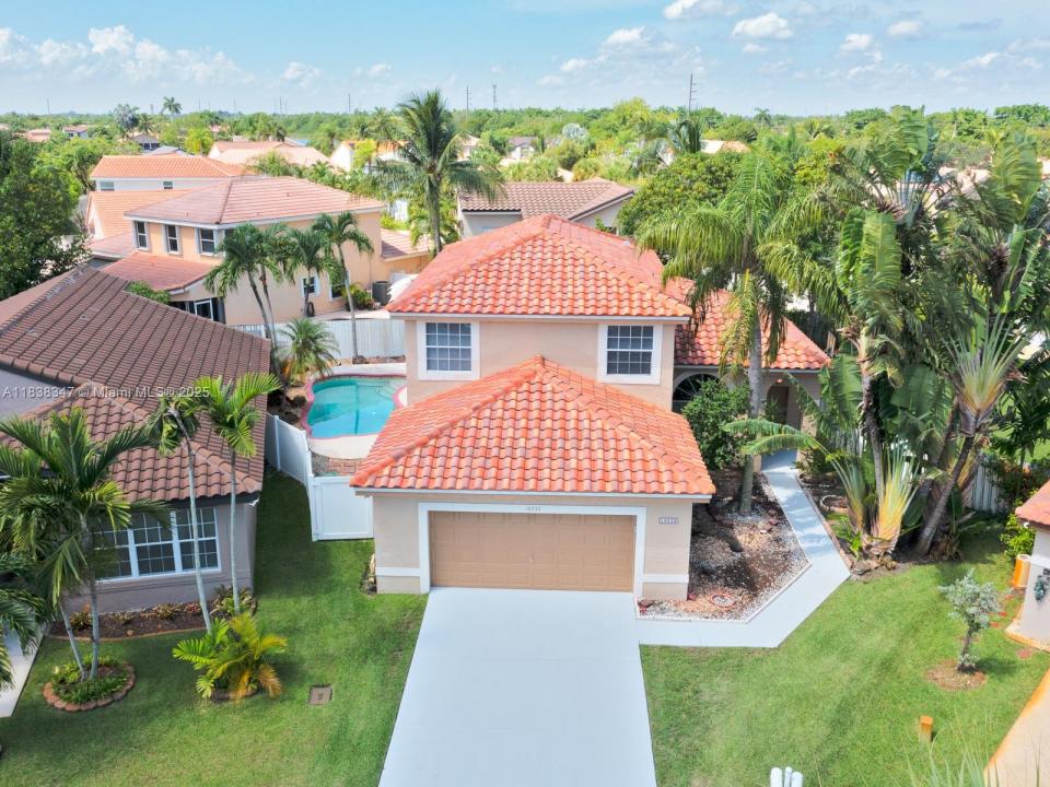 18232 SW 5th St, Pembroke Pines, 佛羅里達州 33029, 美國