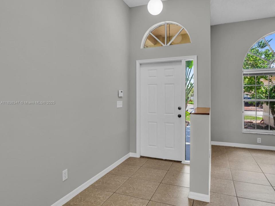 18232 SW 5th St, Pembroke Pines, 佛羅里達州 33029, 美國