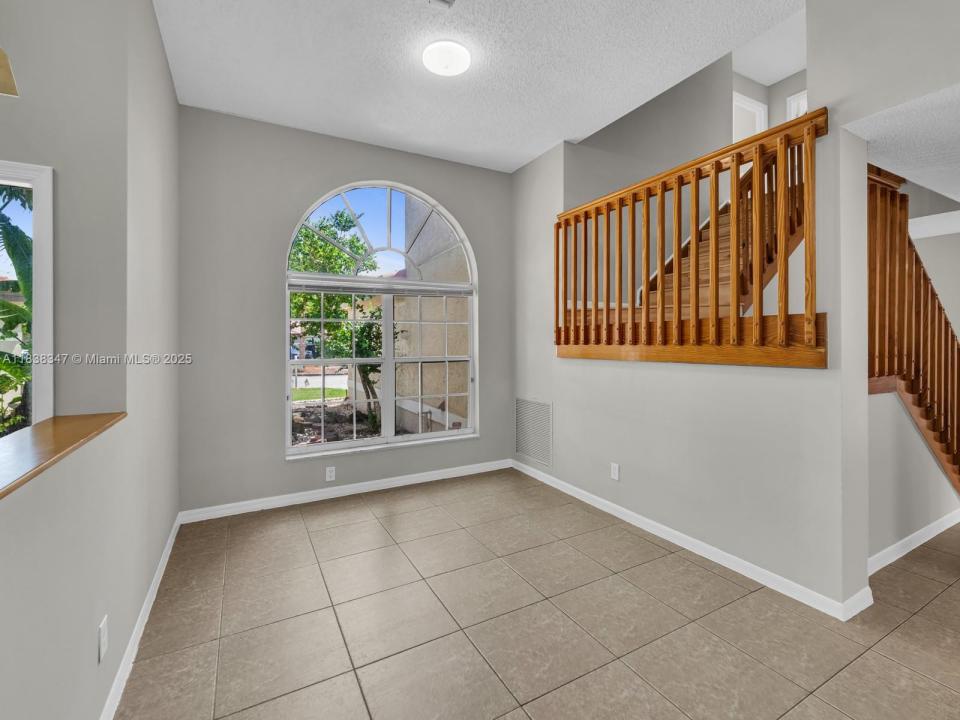 18232 SW 5th St, Pembroke Pines, 佛羅里達州 33029, 美國