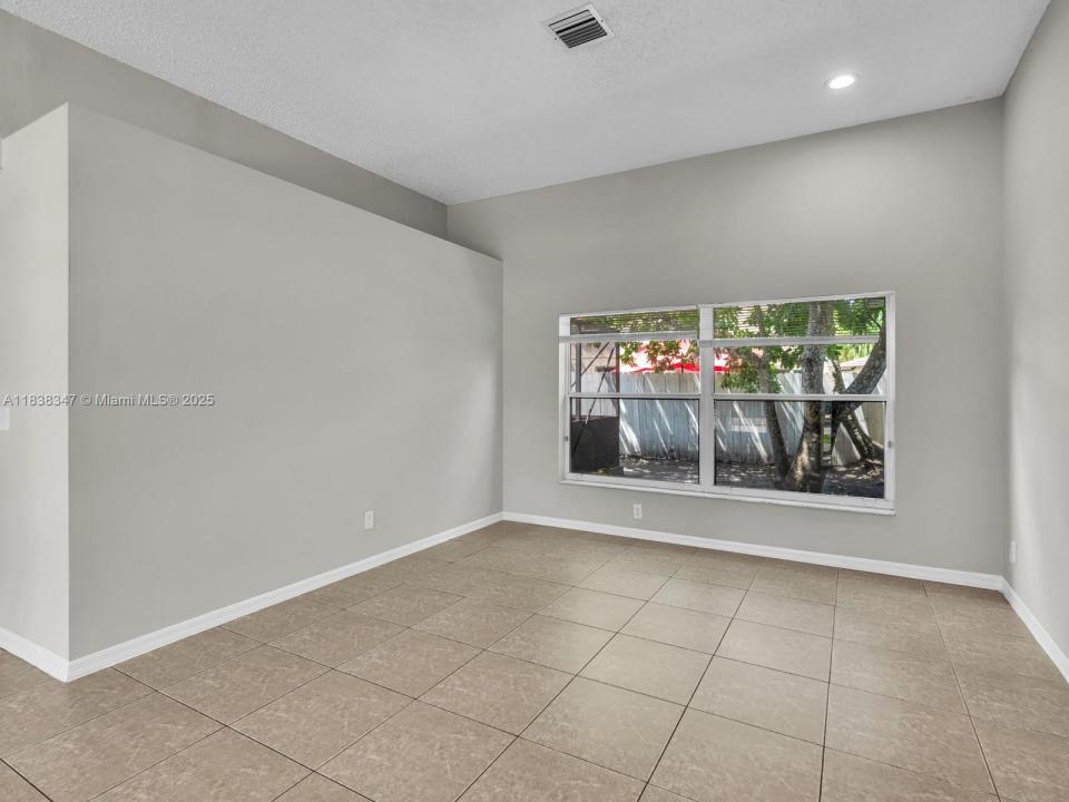 18232 SW 5th St, Pembroke Pines, 佛羅里達州 33029, 美國