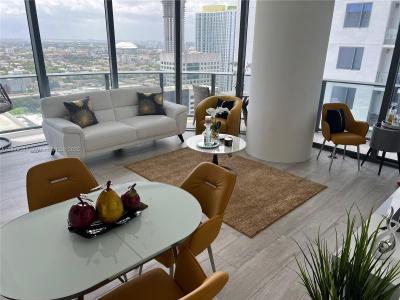 55 SW 9th St 3308, Miami, Florida 33130, USA