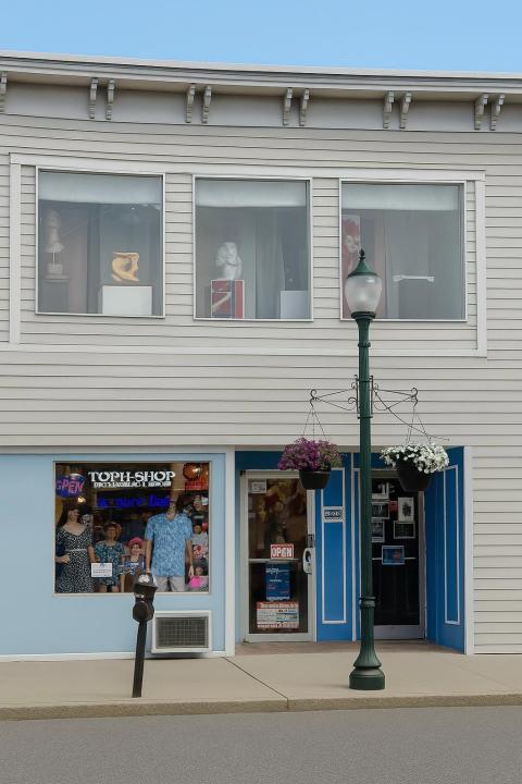 913 South Street, Peekskill, New York 10566, USA